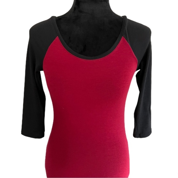 Charlotte Russe- Three Quarter Sleeve Knit Dress - Picture 3 of 7